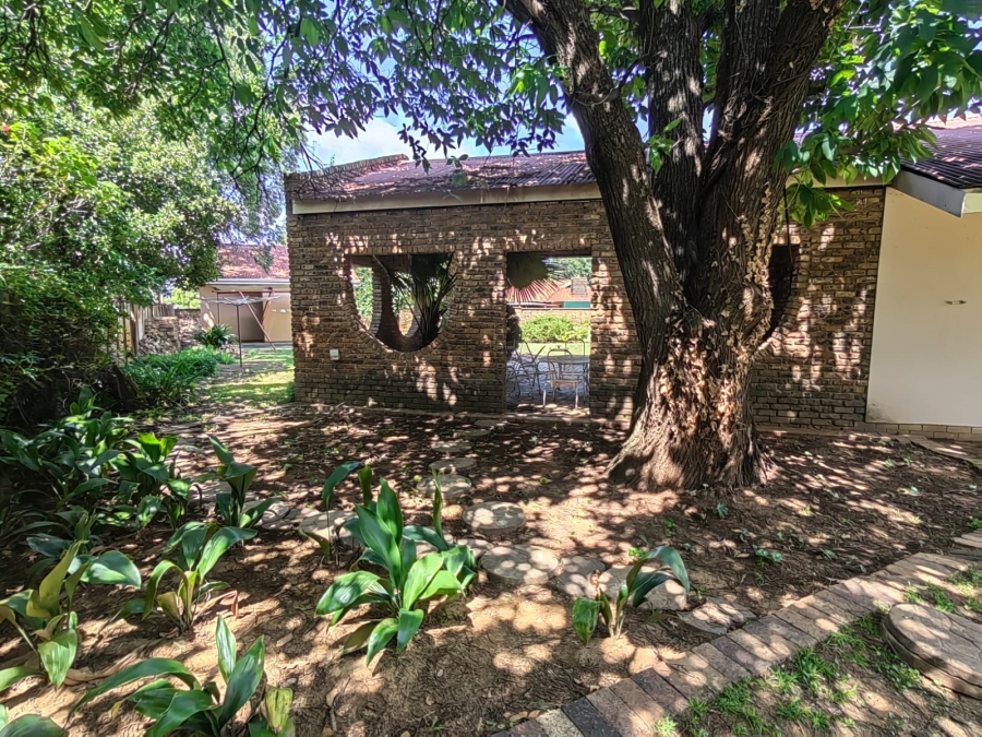 5 Bedroom Property for Sale in Parys Free State